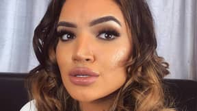 Beauty Blogger Shares Unairbrushed Photo After Struggling With Acne