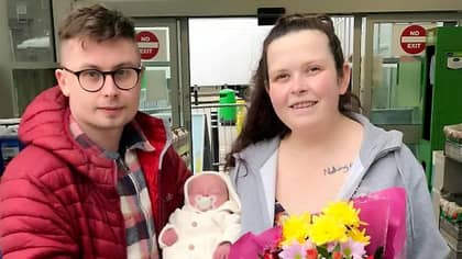 Woman Who Didn't Know She Was Pregnant Gives Birth Outside Asda