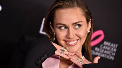 Miley Cyrus Treats Fans To A Hannah Montana Throwback