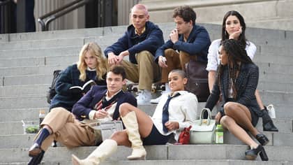 Spotted: Gossip Girl Reboot Cast Filming On The Iconic Met Steps