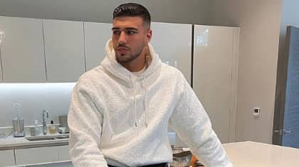 People Are Losing It Over Tommy Fury's Aldi Summer Sliders
