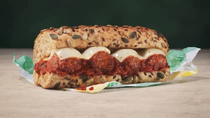 Subway Fans Are Saying The New Vegan Meatless Marinara Is Literally 'Perfection' 