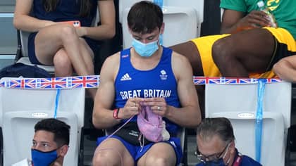 Tom Daley Has Finally Revealed What He’s Been Knitting At The Olympics
