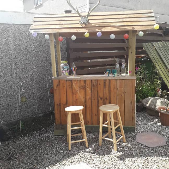 Glasgow-based Stephen Robertson's garden Tiki Hut is now open for drinks (Credit: Stephen Robertson / @dapper__dandy)