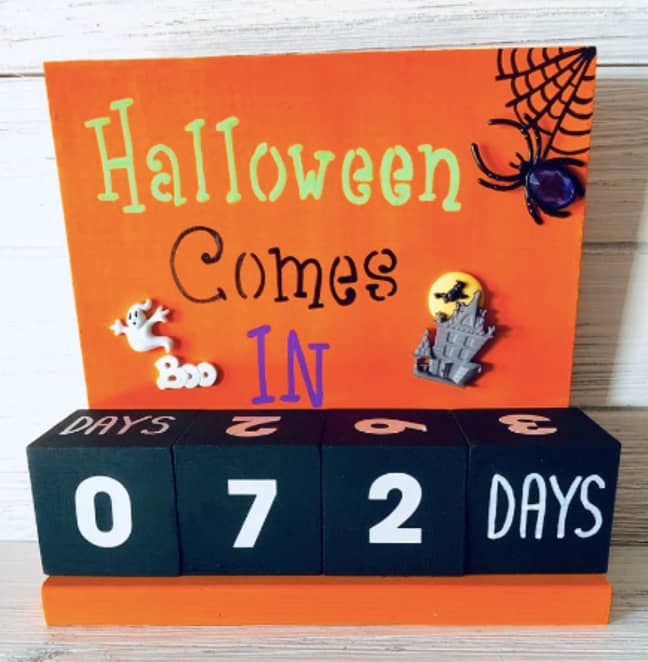 Halloween countdown blocks are another way to prepare for the holiday (Credit: DivineForeverDesigns/ Etsy)