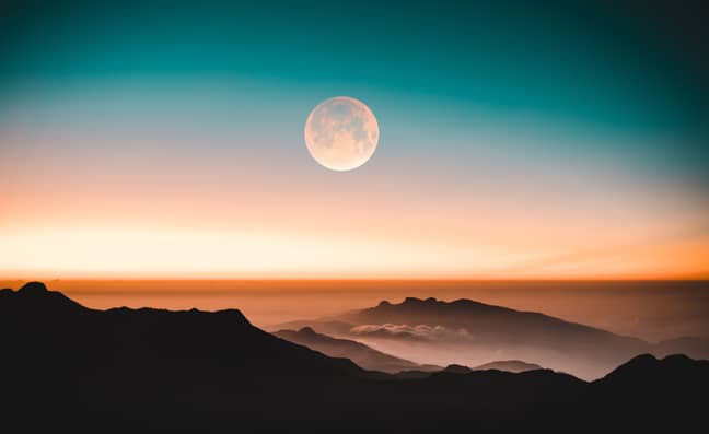 Keep an eye out for the full moon this weekend (Credit: Unsplash) 