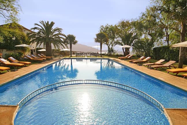 The resort's heated outdoor pool. Credit: Quinta da Bela Vista