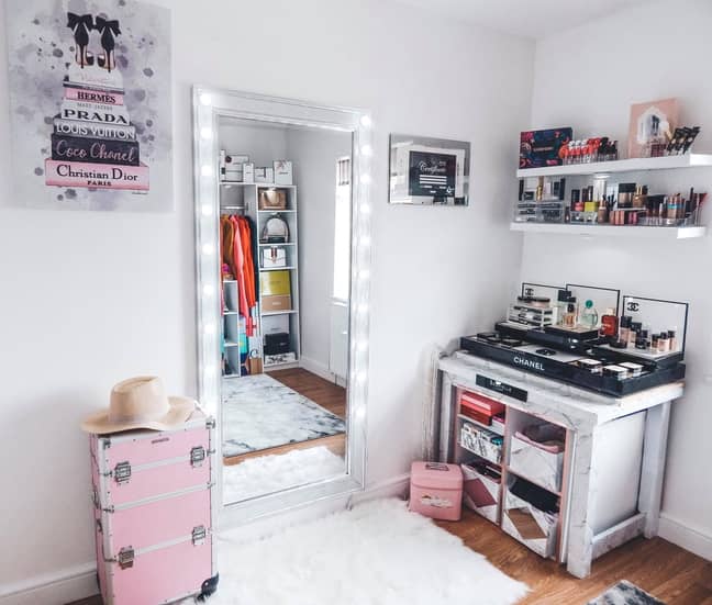 The space has a feature length mirror, LED lighting and masses of shelf, rail and drawer space (Credit: Latestdeals.co.uk)