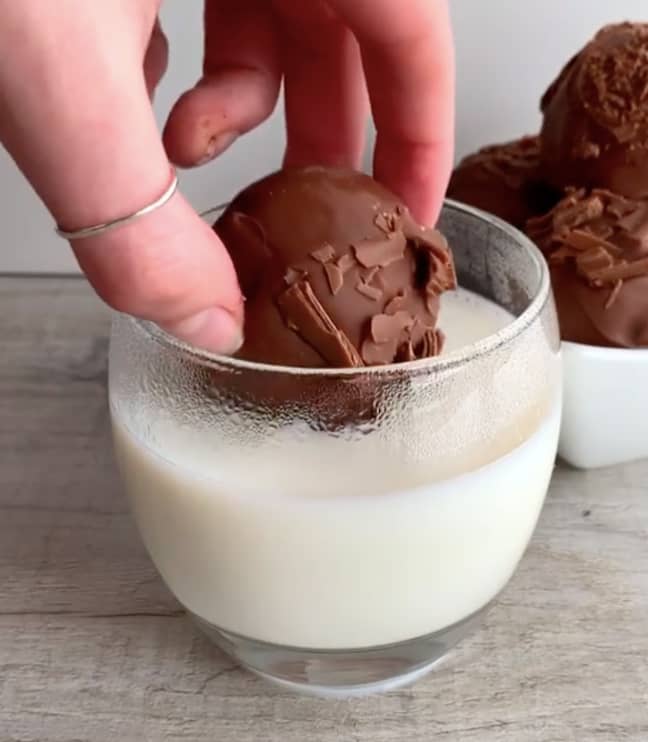 Say hello to hot chocolate truffles (Credit: Eloise Head/Fitwaffle Kitchen)