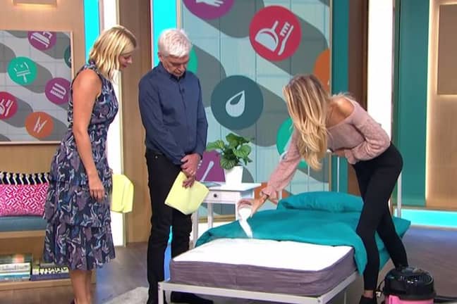 Bicarbonate of soda can clear a range of mattresses (Credit: ITV)