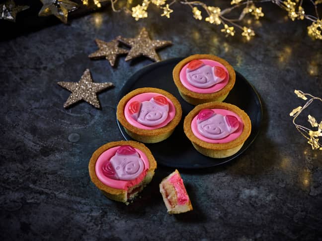 The mince pies will look so pretty in your Christmas spread (Credit: M&amp;S) 