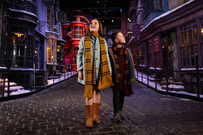 It's the first ever time Diagon Alley as been covered in snow (Credit: Warner Bros Studio Tour)