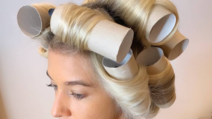 Hair Stylist Shows How To Curl Hair With Empty Toilet Rolls - Tyla