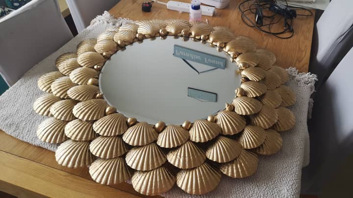 Woman Creates Incredible DIY Gold Mirror Out Of Shells For Just £55