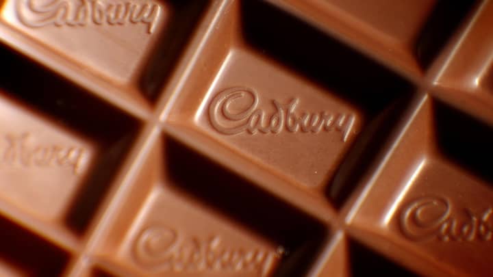 You Can Now Get Huge Personalised Cadbury Bars for Valentine's