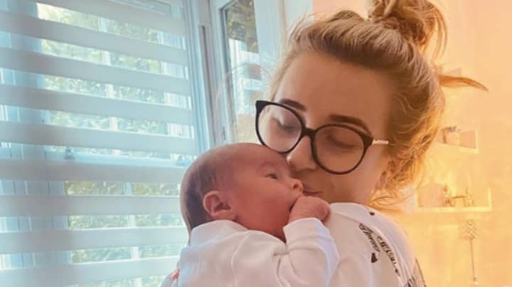Dani Dyer Praised For Opening Up On C-Section 'Shame'