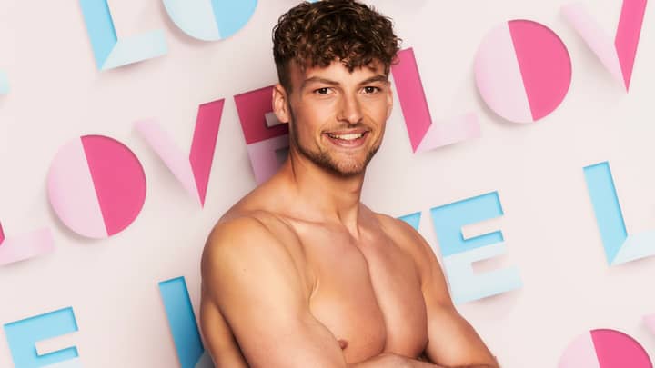 Hugo Hammond Is The First Disabled Love Island Contestant