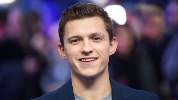 Tom Holland Wants To Replace Daniel Craig As James Bond