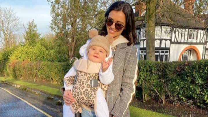 Lucy Mecklenburgh Shares Honest Pic Of Her Postpartum Hair Loss