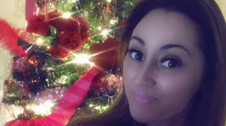 Mum-Of-Two Defends Keeping Christmas Tree Up All Year