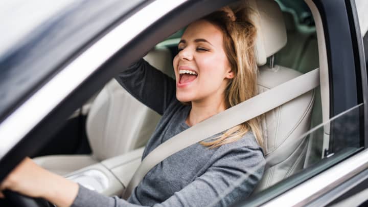 You Can Get A £5,000 Fine For Dancing And Singing Loudly In Your Car 