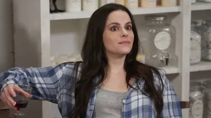 Schitt's Creek Star Emily Hampshire Says She Wants To Do A Stevie Budd Spin-Off