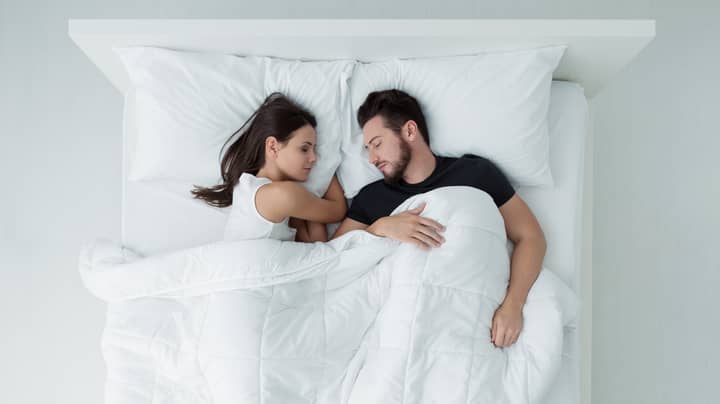 New Duvet Has Two Heat Settings So You Don't Have To Fight With Your Partner