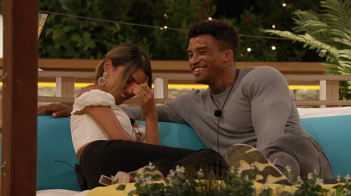 Should ‘Love Island’ Fans Be Comparing Anna Vakili To Michael Griffiths?