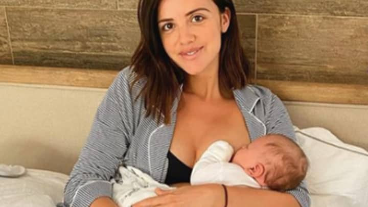Lucy Mecklenburgh Shares Vile Messages From Troll Who Called Her Fat And Breastfeeding ‘Disgusting’