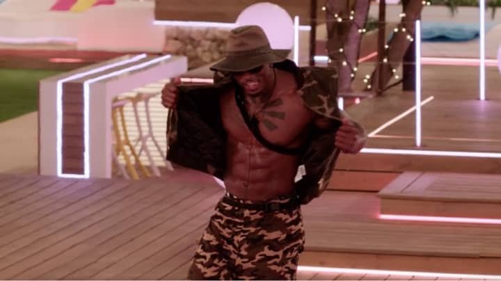 'Love Island' Viewers Are Demanding The Full Version Of Ovie Soko's Dirty Dancing Routine