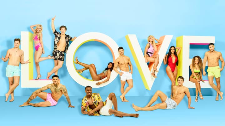 Caroline Flack Confirms End Date Of ‘Love Island’ - And You Can Go