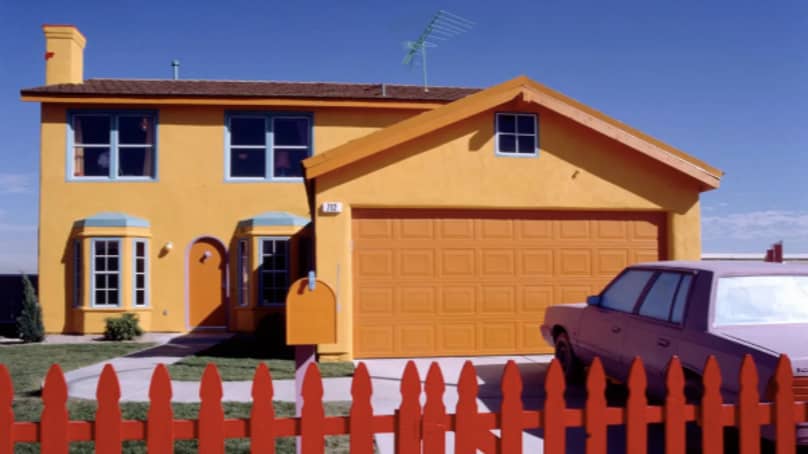 There’s A Real-Life Version Of The Simpsons House And It’s Actually Uncanny